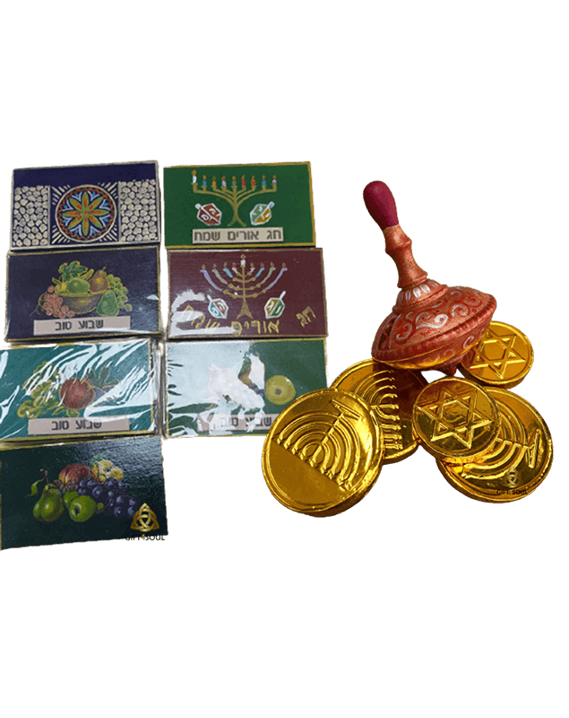 קופסת גפרורים וסביבון מעוצבים לחנוכה מתנה חברתית