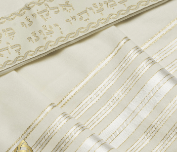 טלית צמר חרמונית טליתניה עיצוב לקהל צעיר טלית מודרנית מגוון דגמים וגוונים להתאמה מושלמת פסי זהב