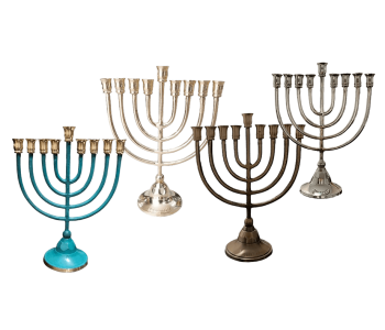 חנוכייה נחושת מעוטרת צינורות גובה 25 סמ בסיס מוגבהה לבחירה