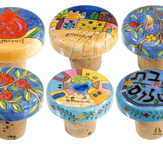 פקק משעם לבקבוק יין מעוטר בדגמים לבחירה