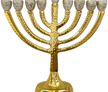 חנוכייה מאלומיניום מרוקע עם קנים זהב נצנץ