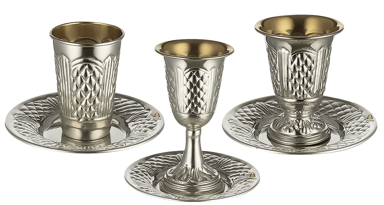 כוס גביע קידוש מעוצב עם תחתית ציפוי כסף טהור ואיכותי במבחר דגמים מרשימים לבחירה
