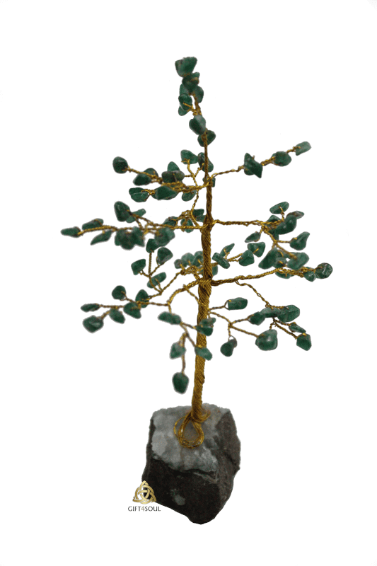 עץ אנרגטי אוונטרין שהעלים שלו עשויים מאבני קריסטל אוונטרין להצלחה והגשמת משאלות