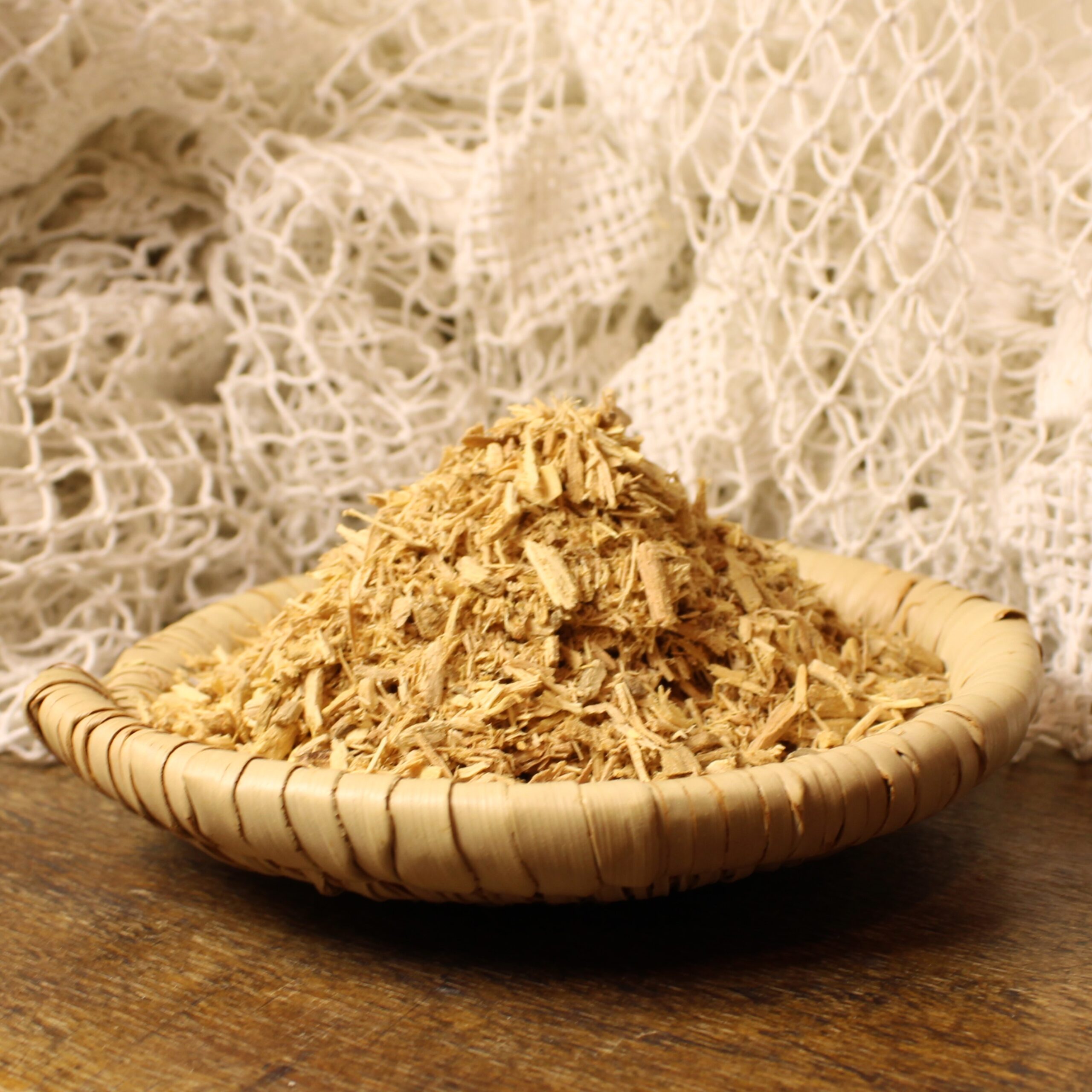 סנדלווד טבעי גולמי 10 גרם ניחוח המלכים והמקדשים אצלכם בבית 