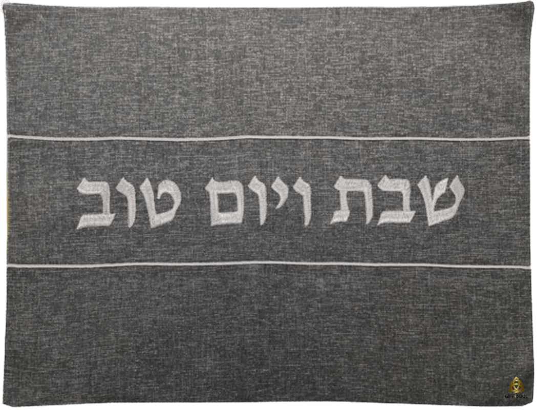 אפור כהה כיתוב במרכז
