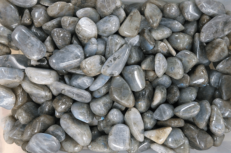 אבן הלברדוריט היכל הכוכבים אבן קריסטל לשמירה על ההילה ולהגנה מאנרגיות שליליות ולעבודה מודעת ורוחנית