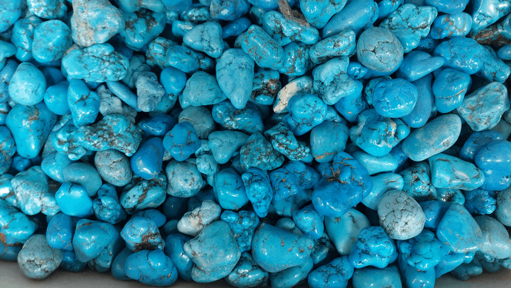 טורקינייט אבן קריסטל מרגיעה את כוח הביטוי שומרת ומגנה מאנרגיות שליליות