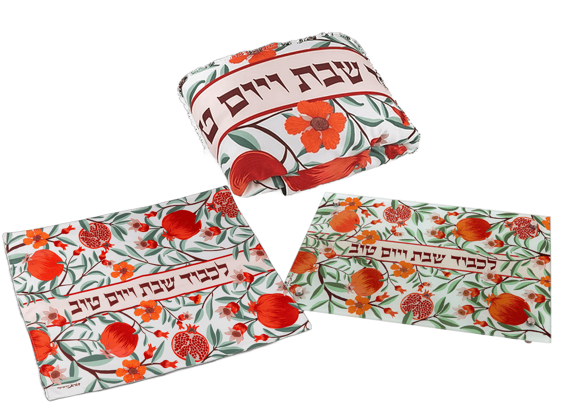 סט מושלם של רימונים בפריחה