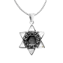 עם שרשרת